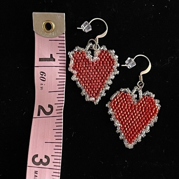 Handmade Beaded Heart Earrings - Picture 3 of 4